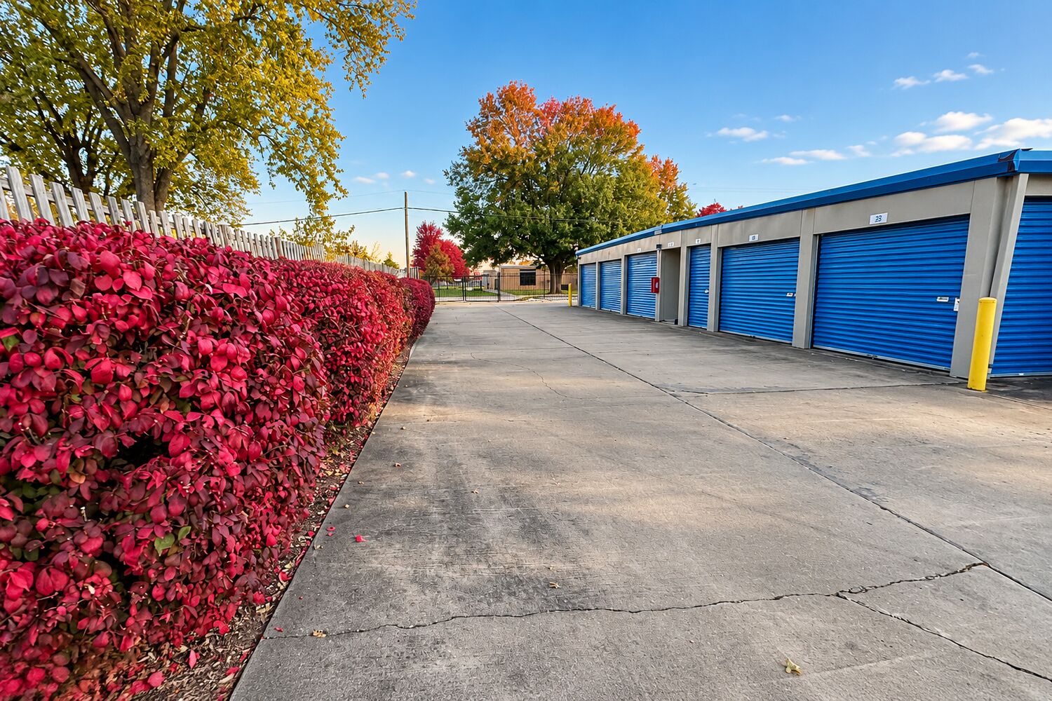 Prime Vault Self Storage Macomb Bonham Drive Aisle Autumn